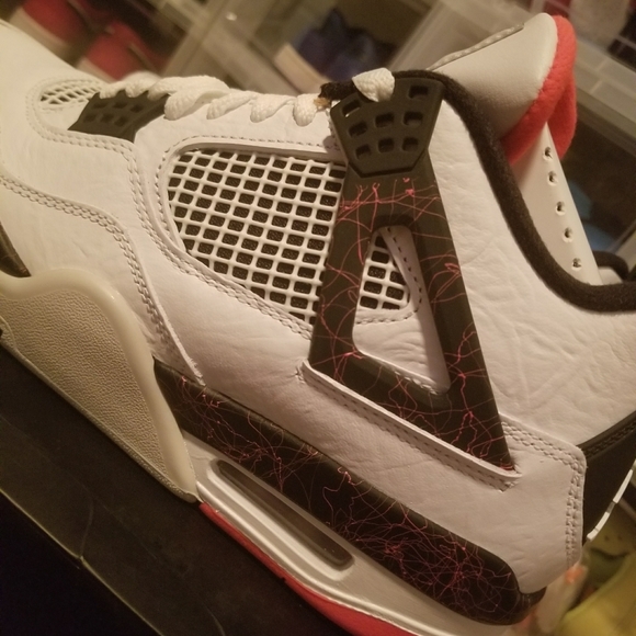 💕SOLD💕Air Jordan 4 retro Flight Nostalgia Sz 8.5 - Picture 3 of 4